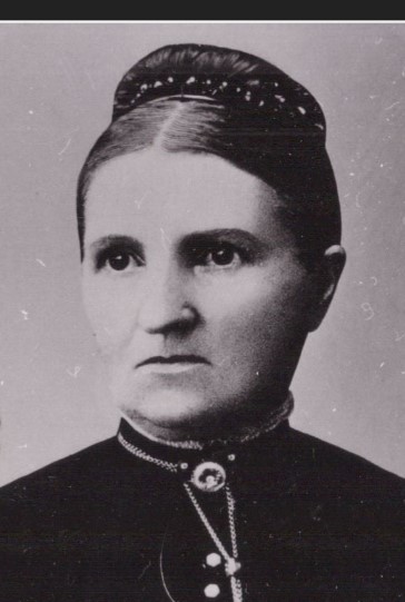 Emma Smith (1832 - 1913) Profile